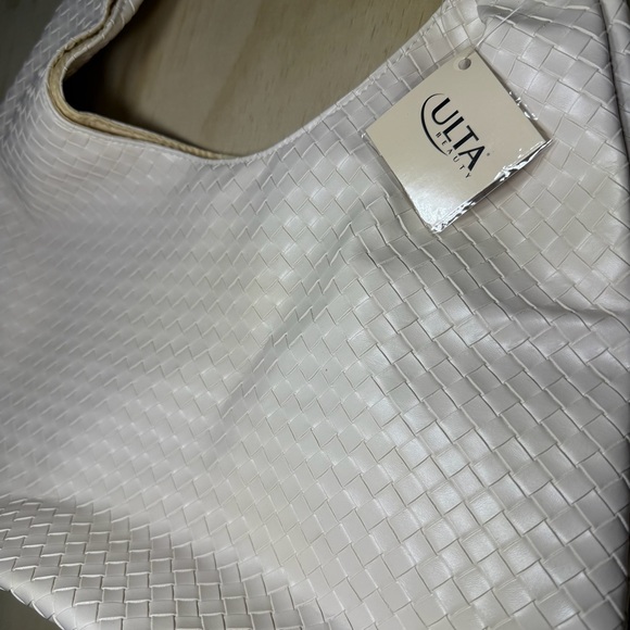 Ulta Beauty White Woven Faux Leather Shoulder Tote Bag NWT - Picture 3 of 8
